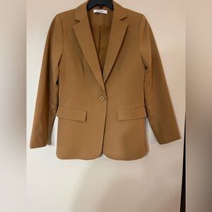 Elegant Tan Women's Blazer